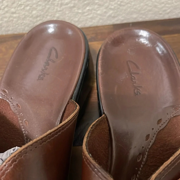 Clarks Studded Heeled Clogs Mule Shoes Brown leather size 8.5 - Picture 5 of 13